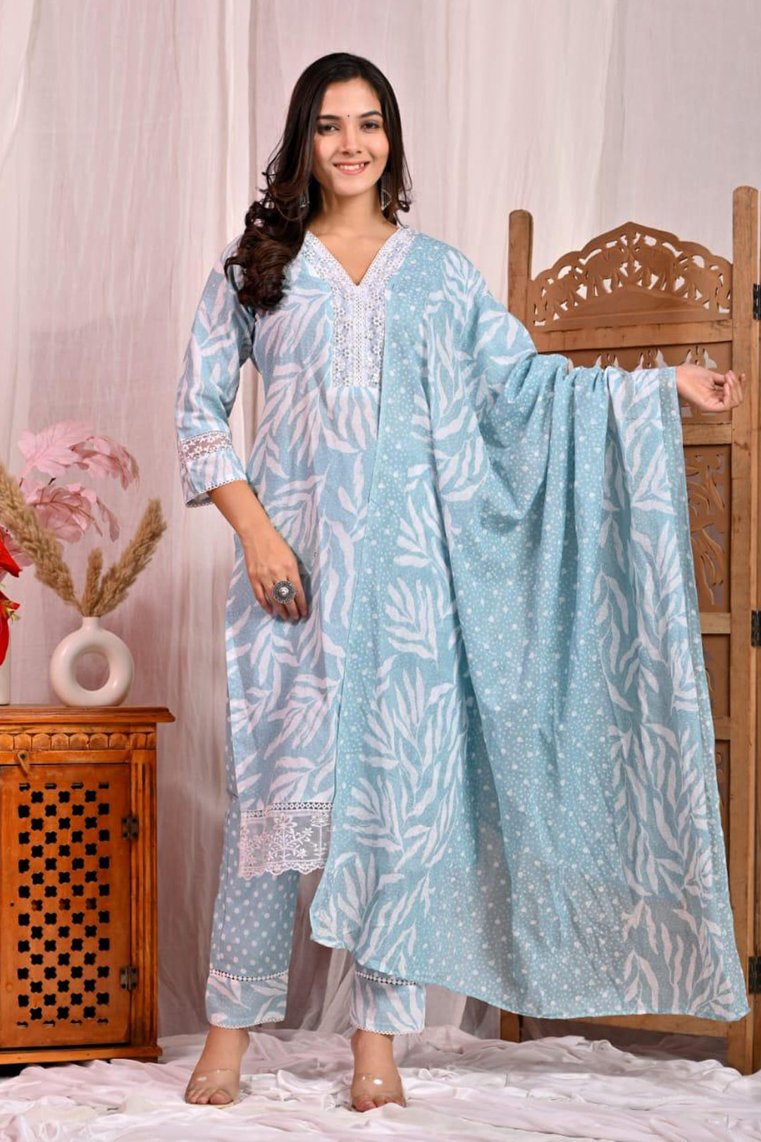 Printed Straight Kurta Pants Suit