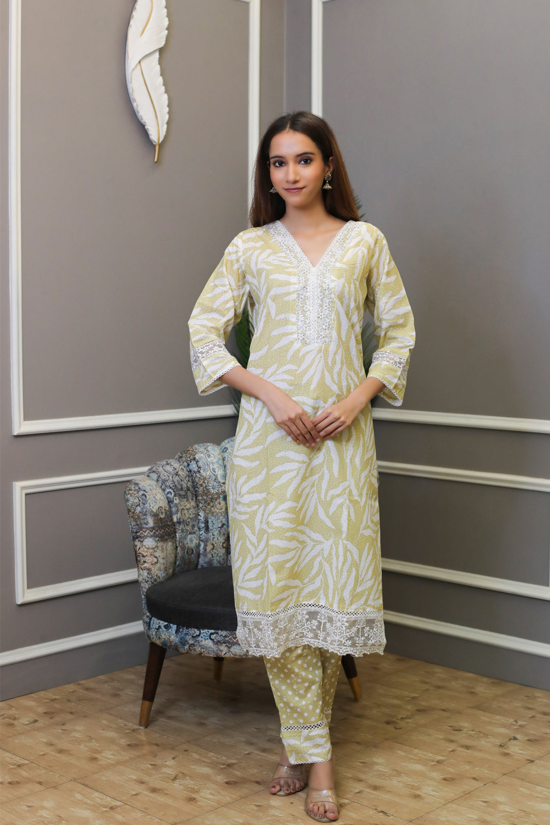 Printed Straight Kurta Pants Suit